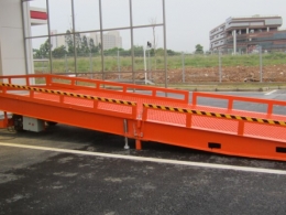 工(gōng)字鋼梁移動登(deng)車橋