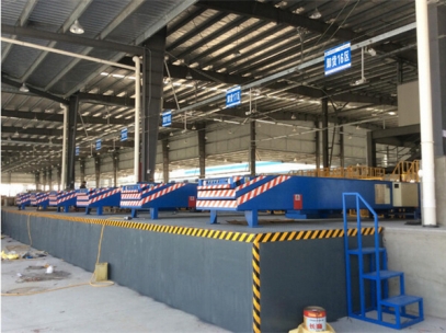 DHL中外運國際(ji)快遞伸縮輸