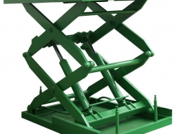 多剪液壓升(sheng)降平台